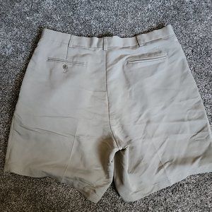 Ping Men's Golf Chino Dress Shorts Brown Size 38 Waistband Activewear Pockets